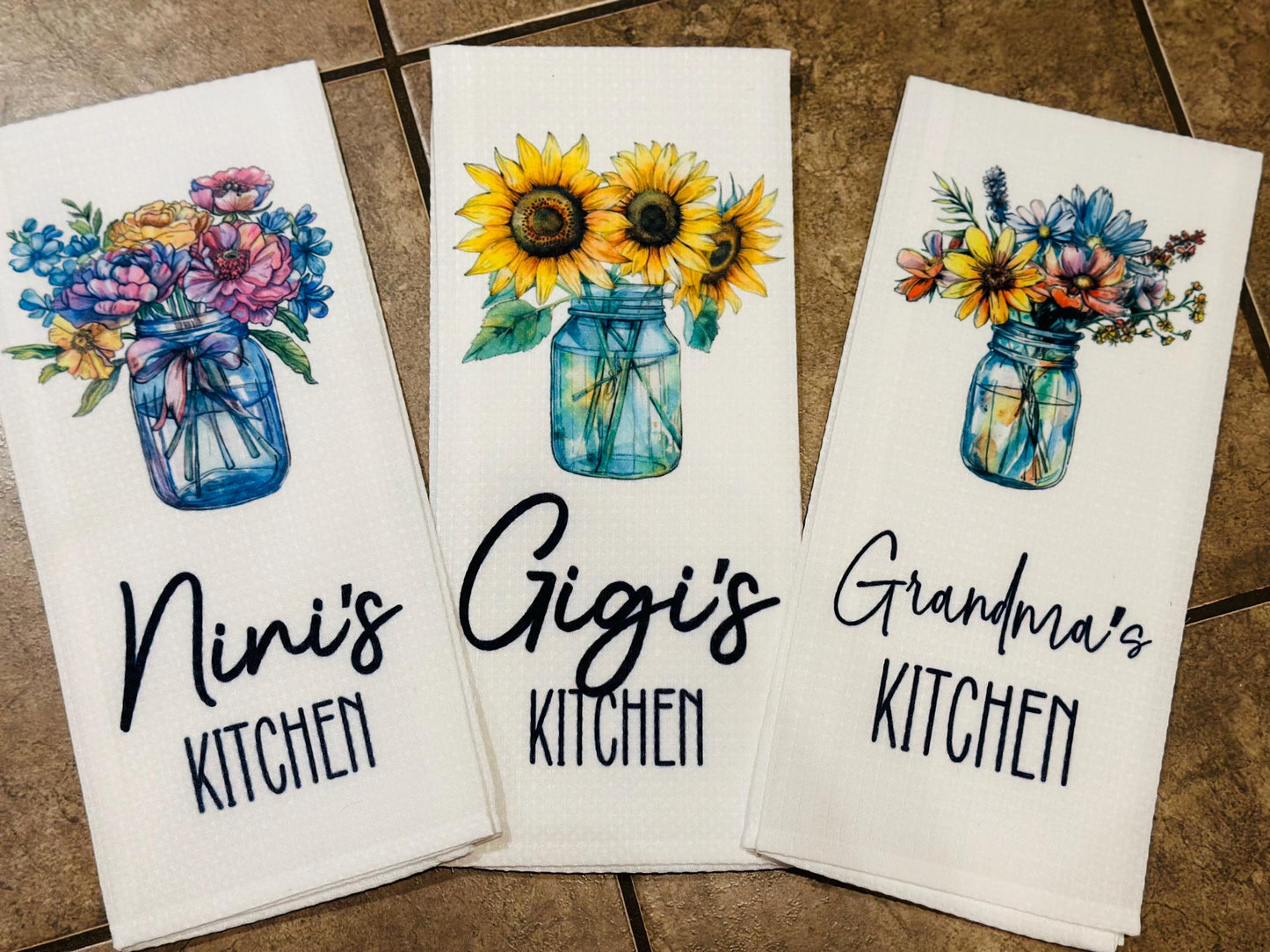 Custom Personalized Wildflowers Kitchen Towel with Name - Waffle Towel - Kitchen Gift - Housewarming Gift - Wedding Present - Flower Towel